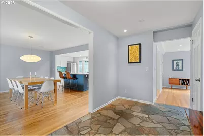 8875 SW Woodside Dr, Portland, OR 97225 - Photo 5