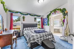 620 N Bay St, Waldport, OR 97394 - Photo 13