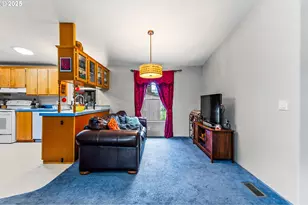 620 N Bay St, Waldport, OR 97394 - Photo 7