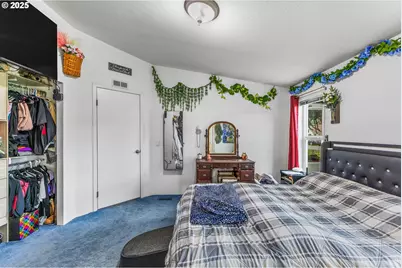 620 N Bay St, Waldport, OR 97394 - Photo 15