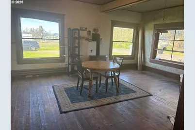 83354 N Pacific Hwy, Creswell, OR 97426 - Photo 3