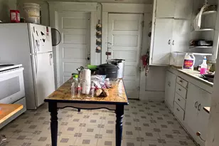 83354 N Pacific Hwy, Creswell, OR 97426 - Photo 9