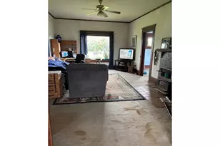 83354 N Pacific Hwy, Creswell, OR 97426 - Photo 7