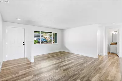 1020 SE Fir Grove Loop, Hillsboro, OR 97123 - Photo 3