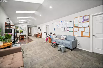 11901 SE Powell Blvd, Portland, OR 97266 - Photo 7