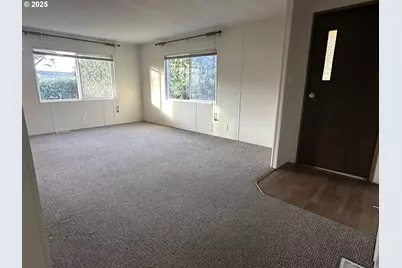 1601 Rhododendron Dr #572, Florence, OR 97439 - Photo 7