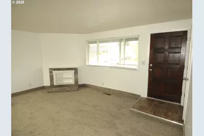 4016 45th Ave NE, Salem, OR 97305 - Photo 3