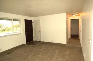 4016 45th Ave NE, Salem, OR 97305 - Photo 5