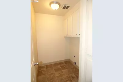 4016 45th Ave NE, Salem, OR 97305 - Photo 11