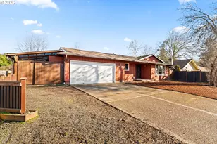 1625 S Bertelsen Rd, Eugene, OR 97402 - Photo 3