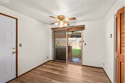 1625 S Bertelsen Rd, Eugene, OR 97402 - Photo 13