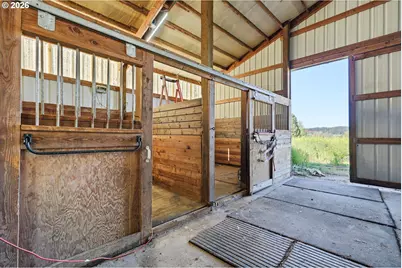 11661 SW Spring Hill Rd, Gaston, OR 97119 - Photo 39