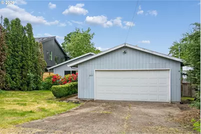 11037 SW 61st Ave, Portland, OR 97219 - Photo 3
