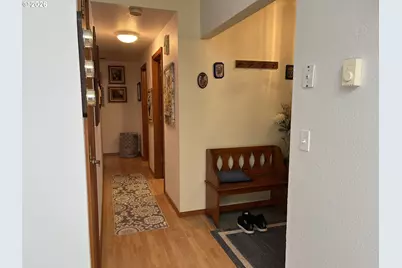 2286 N 22nd Ct, Florence, OR 97439 - Photo 13