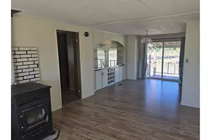 100120 Hwy 97, Chemult, OR 97731 - Photo 5