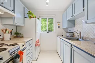 12638 NW Barnes Rd, Portland, OR 97229 - Photo 11