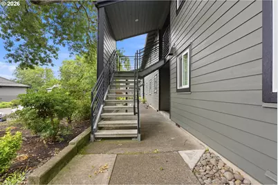 12638 NW Barnes Rd #5, Portland, OR 97229 - Photo 3