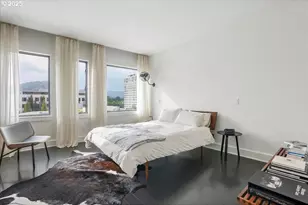 311 NW 12th Ave, Portland, OR 97209 - Photo 23