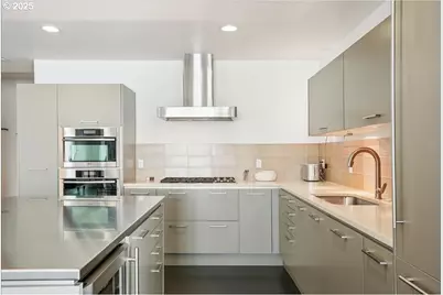 311 NW 12th Ave #704, Portland, OR 97209 - Photo 21