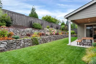 4057 Heron Dr, West Linn, OR 97068 - Photo 3