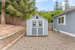 162 C St, Vernonia, OR 97064 - Photo 37