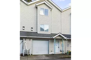 2330 SE Lee Ln, Portland, OR 97233 - Photo 3