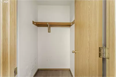 2330 SE Lee Ln, Portland, OR 97233 - Photo 15