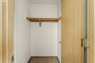 2330 SE Lee Ln, Portland, OR 97233 - Photo 15