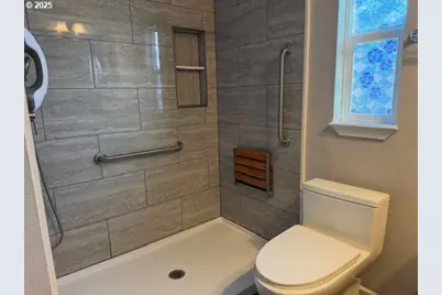 16901 SE Division St #43, Portland, OR 97236 - Photo 9