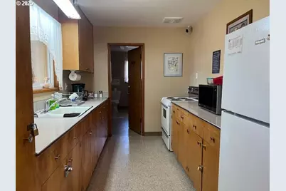 16901 SE Division St #43, Portland, OR 97236 - Photo 17