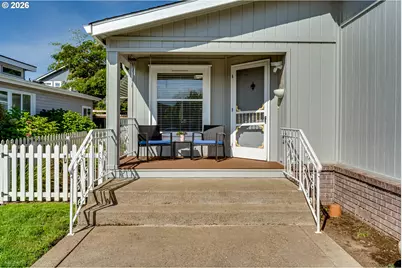 5301 Glenn Ellen Dr, Eugene, OR 97402 - Photo 3