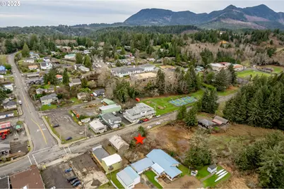36055 7th St, Nehalem, OR 97131 - Photo 9