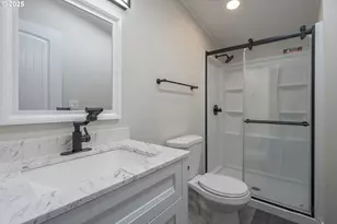 1074 Rodan Ave SE, Salem, OR 97306 - Photo 17