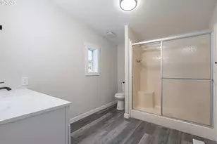 1074 Rodan Ave SE, Salem, OR 97306 - Photo 23