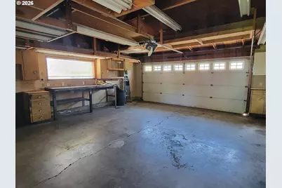 1625 Monterey Ln, Eugene, OR 97401 - Photo 33