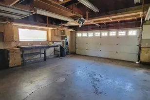 1625 Monterey Ln, Eugene, OR 97401 - Photo 33