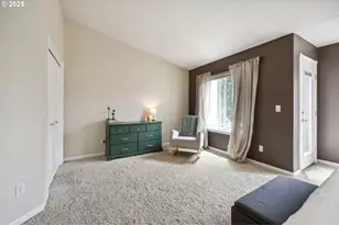 660 NE 9th St, Gresham, OR 97030 - Photo 13