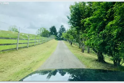 26400 SW Petes Mountain Rd, West Linn, OR 97068 - Photo 5