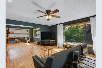 806 NW 94th St, Vancouver, WA 98665 - Photo 7