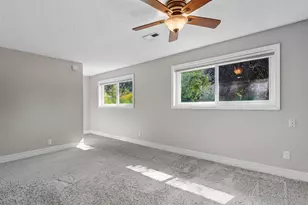806 NW 94th St, Vancouver, WA 98665 - Photo 33