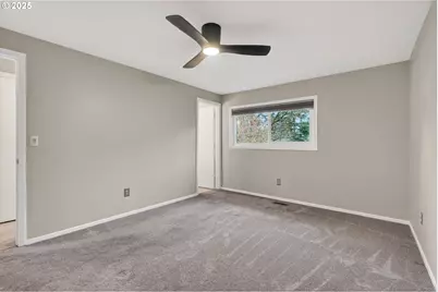 1944 NE Brogden Ct, Hillsboro, OR 97124 - Photo 19