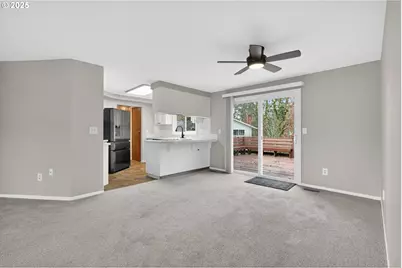 1944 NE Brogden Ct, Hillsboro, OR 97124 - Photo 9