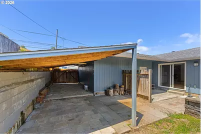 2449 Oak St, North Bend, OR 97459 - Photo 27