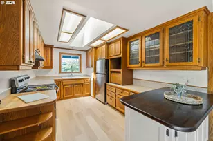 2449 Oak St, North Bend, OR 97459 - Photo 3