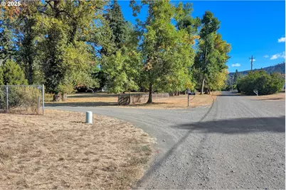 78341 Snauer Ln, Cottage Grove, OR 97424 - Photo 47