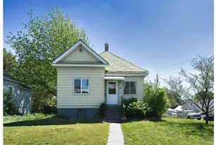 402/404 NW 7th St, Pendleton, OR 97801 - Photo 3