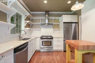 12894 Boones Ferry Rd, Lake Oswego, OR 97035 - Photo 17