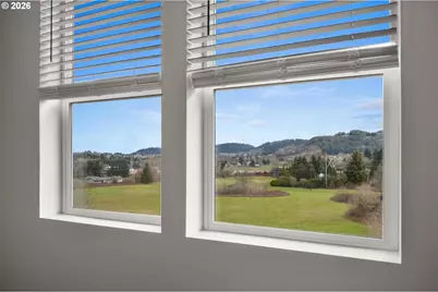 9212 SE Azalea St, Happy Valley, OR 97086 - Photo 31