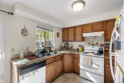 1580 Brittany St, Eugene, OR 97402 - Photo 11