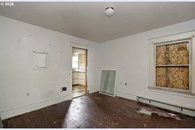 1012 W 12th St, Vancouver, WA 98660 - Photo 9